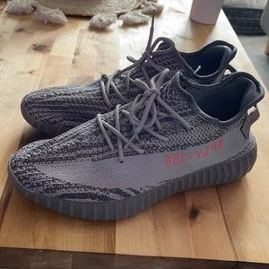 Never worn, bought them a year ago.